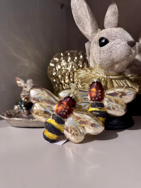 eglutes zaisliukas bite