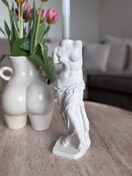 moters-figuros-zvakide-4.jpg