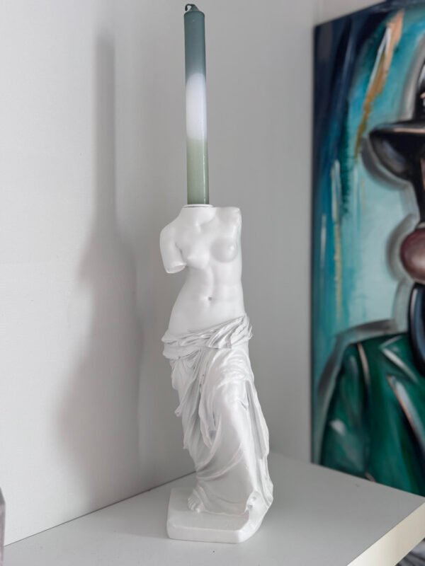 moters-figuros-zvakide.jpg